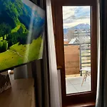 84&apartments - Sauna Bed & Breakfast 3*