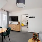 84 & - Sauna & Jacuzzi Bed & Breakfast