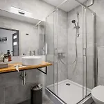 84 & - Sauna & Jacuzzi 3* Ζακοπάνε