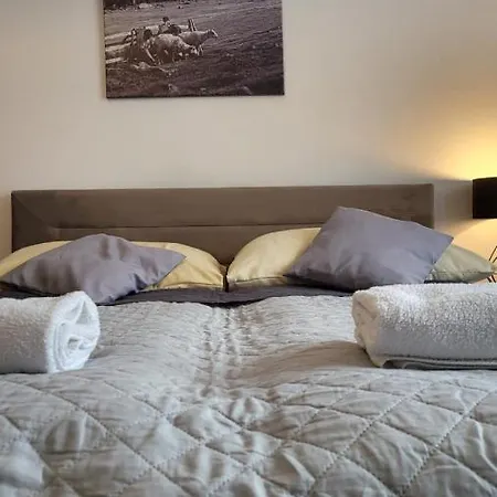 Bed and breakfast 84 & - Sauna & Jacuzzi Zakopane