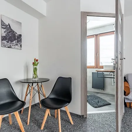 84 & - Sauna & Jacuzzi 扎科帕内