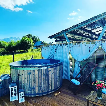 84 & - Jacuzzi, Sauna *