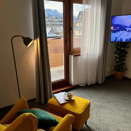 84 & - Jacuzzi, Sauna B&B
