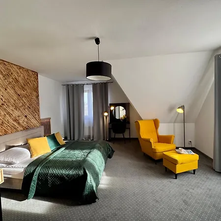 84 & - Sauna & Jacuzzi 3*