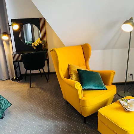 84 & - Sauna & Jacuzzi