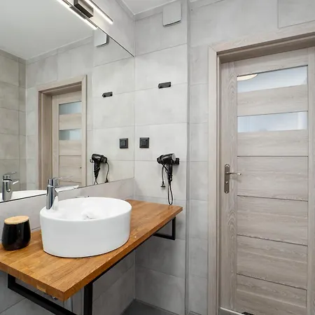 84 & - Sauna & Jacuzzi Oda ve Kahvaltı