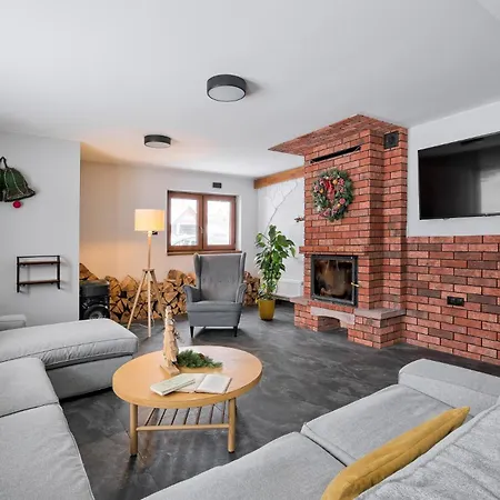 84 & - Sauna & Jacuzzi 住宿加早餐酒店 扎科帕内