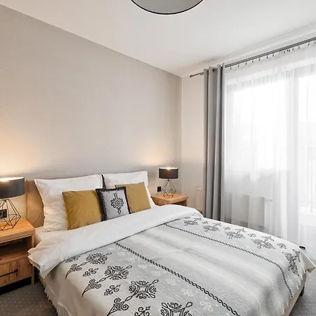 84 & - Sauna & Jacuzzi 住宿加早餐酒店 扎科帕内