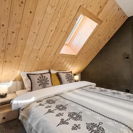 住宿加早餐酒店 84 & - Sauna & Jacuzzi 扎科帕内