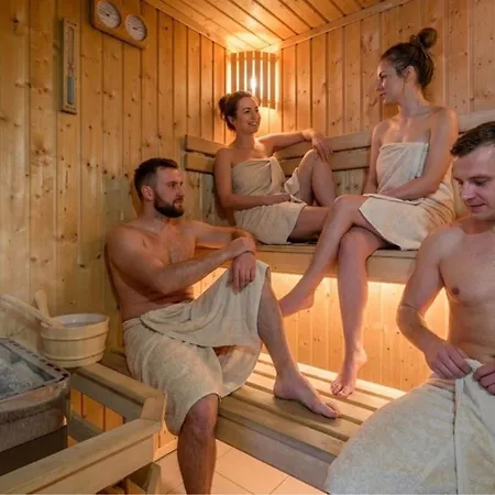 Bed & Breakfast 84 & - Sauna & Jacuzzi 3*