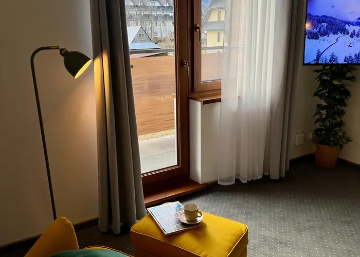 84 & - Sauna & Jacuzzi Bed & Breakfast