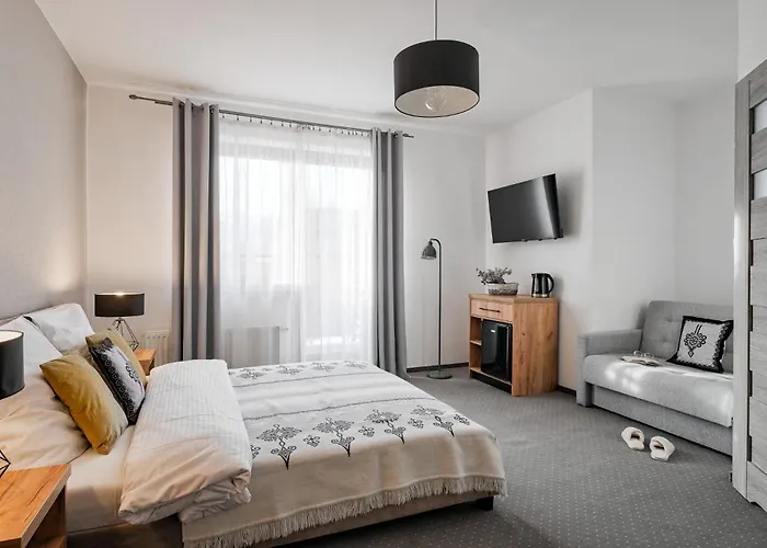 84 & - Sauna & Jacuzzi Bed & Breakfast