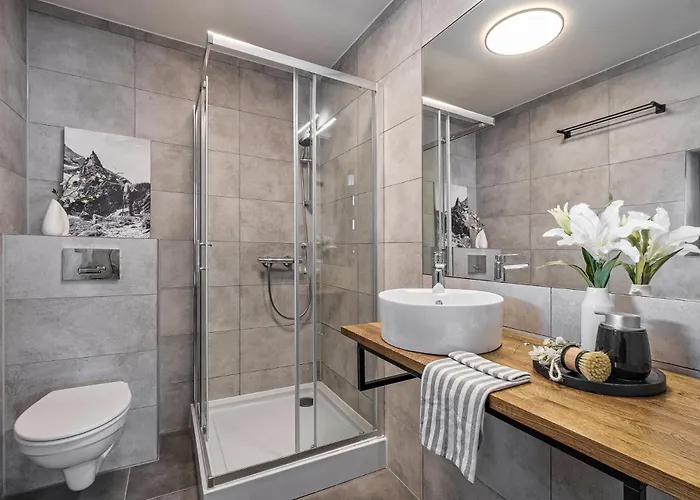 84 & - Sauna & Jacuzzi Bed & Breakfast Zakopane