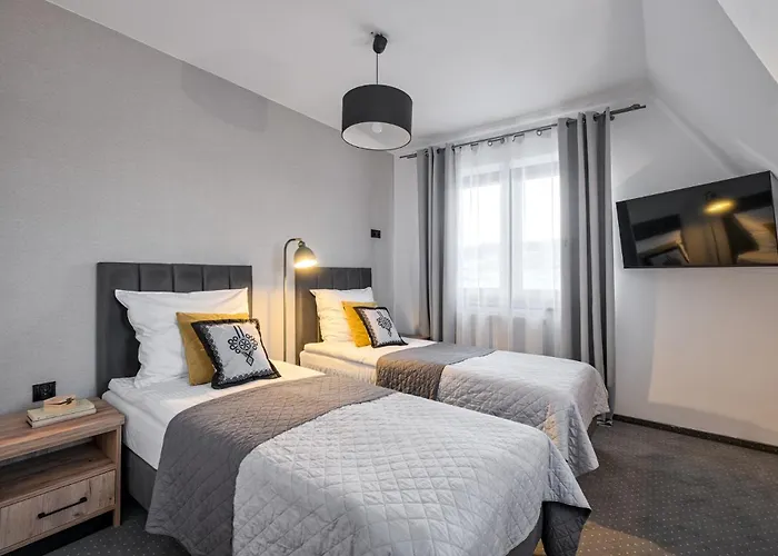 84 & - Sauna & Jacuzzi Отель типа 