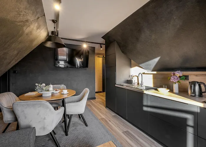 84 & - Sauna & Jacuzzi Bed & Breakfast Zakopane