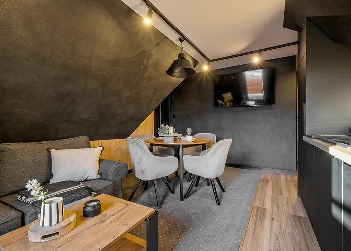 84 & - Sauna & Jacuzzi Bed & Breakfast Zakopane